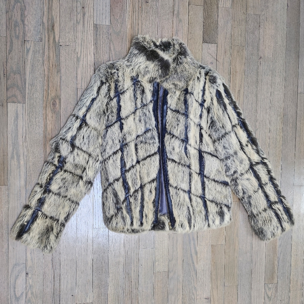 Rabbit Jacket leather trim size M